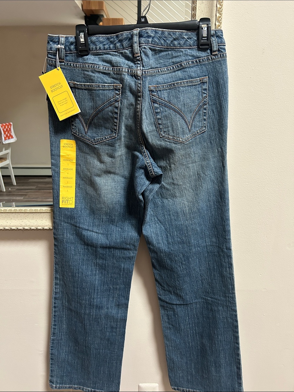 Venezia Straight-Leg Jeans in Blue Wash - Picture 4 of 4